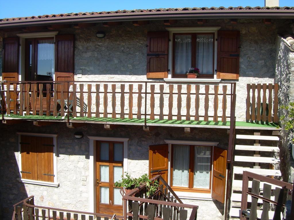 Appartamento Laura Brenzone sul Garda Exterior foto